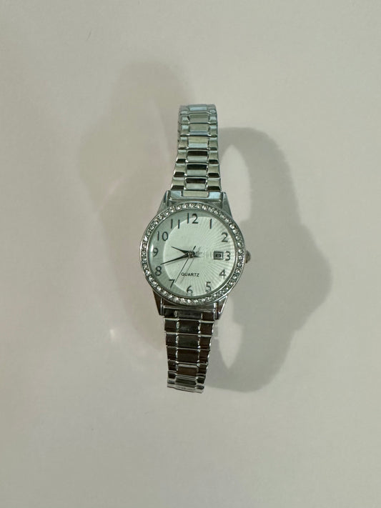 Silver Quartz with rhinestones and white face 9inches stretch band